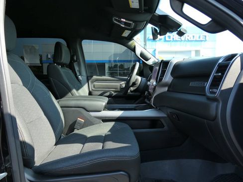 Used 2025 RAM 1500 Big Horn AWD/4WD image 14