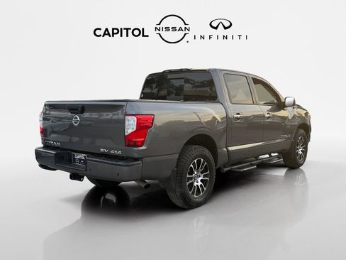 Used 2021 Nissan Titan SV w/ Accessory Utility Package image 5