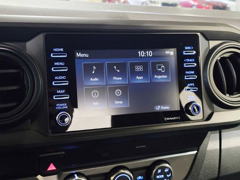 Used 2022 Toyota Tacoma SR image 29