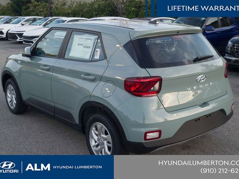 New 2026 Hyundai Venue SE FWD image 10