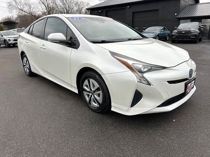 Used 2017 Toyota Prius Four w/ Advanced Technology Package