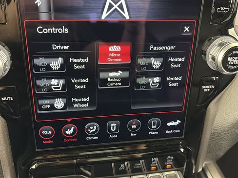 Used 2020 RAM 1500 Laramie w/ Sport Appearance Package AWD/4WD image 20