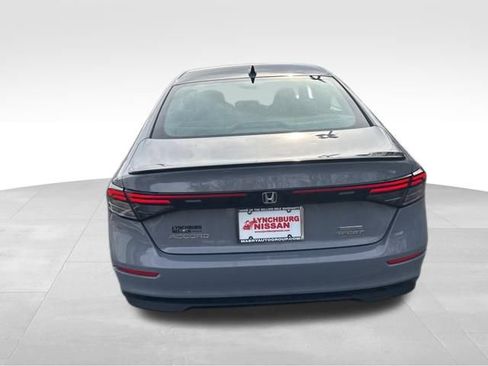 Used 2023 Honda Accord Sport image 4