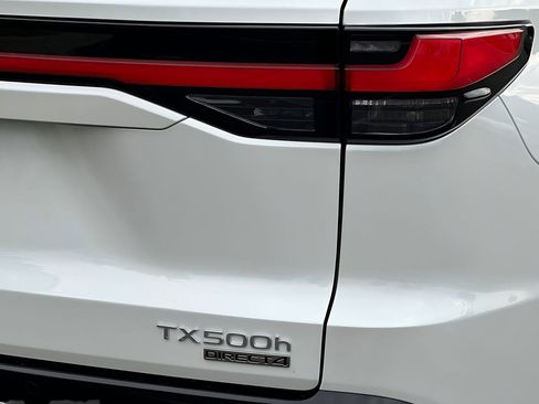 New 2026 Lexus TX 500h AWD image 12