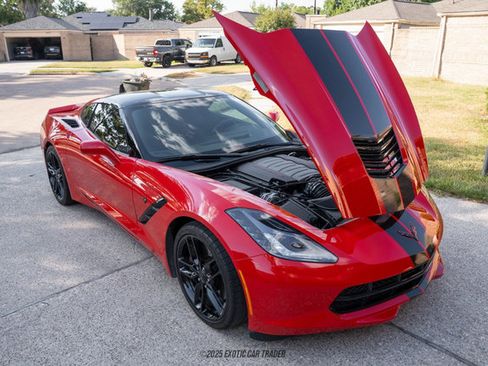 Used 2019 Chevrolet Corvette Stingray Coupe w/ Carbon Flash Badge Package image 15