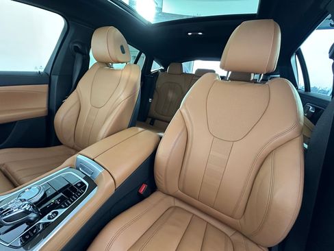 Used 2022 BMW X6 xDrive40i w/ Premium Package image 23