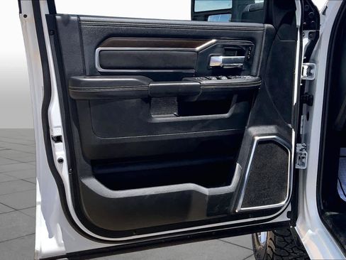 Used 2024 RAM 2500 Laramie w/ Safety Group AWD/4WD image 22