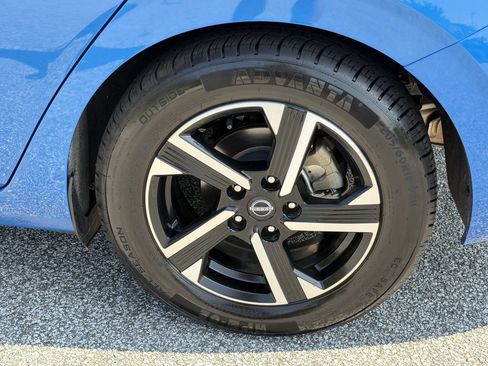 Certified 2024 Nissan Sentra SV FWD image 32