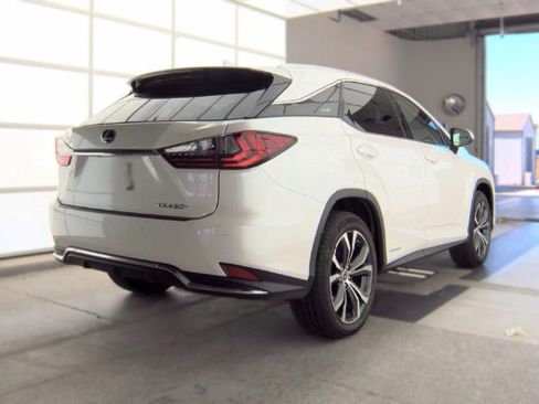 Used 2022 Lexus RX 450h AWD w/ Premium Package image 2