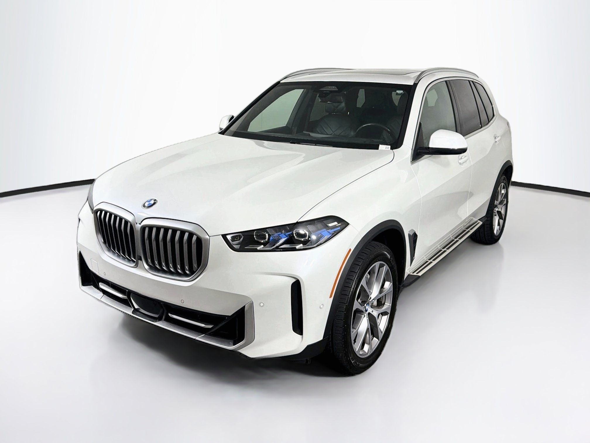 Used 2024 BMW X5 sDrive40i RWD image 3