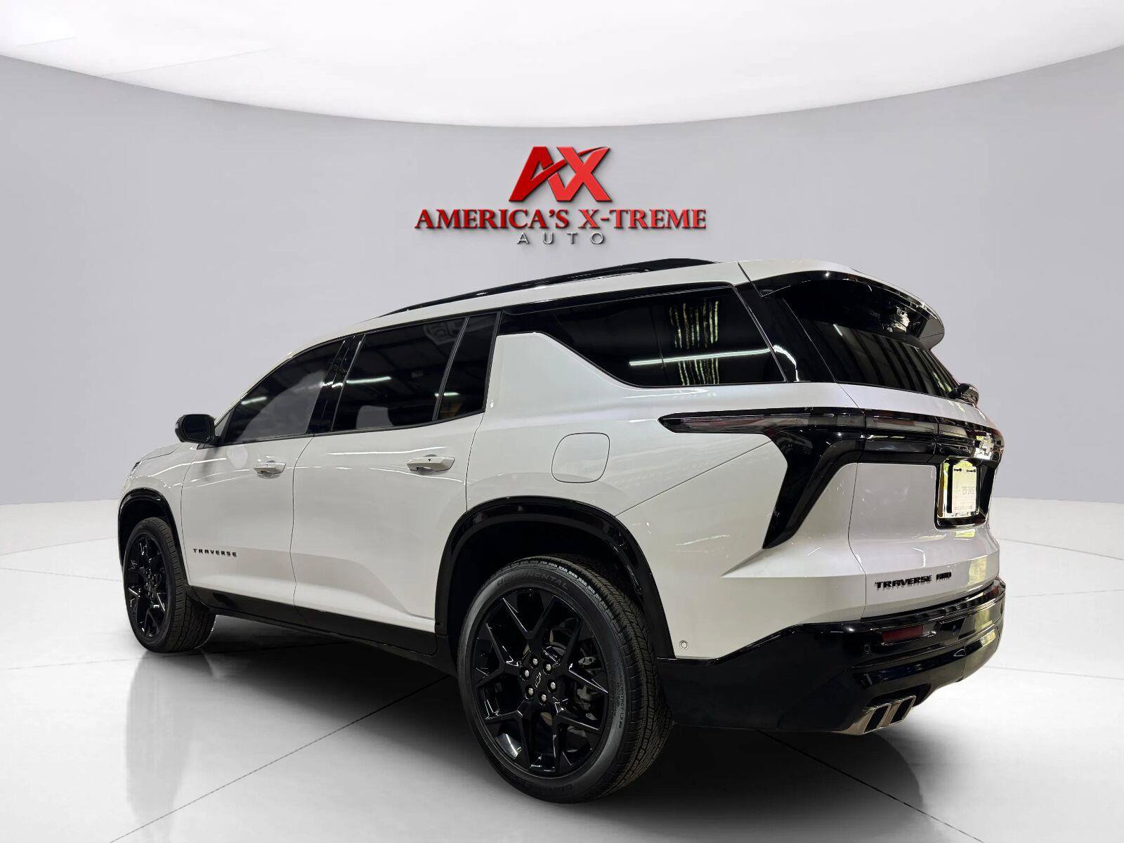 Used 2024 Chevrolet Traverse RS AWD/4WD image 5