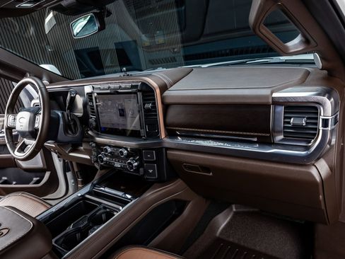 Used 2024 Ford F250 King Ranch w/ Chrome Package image 17