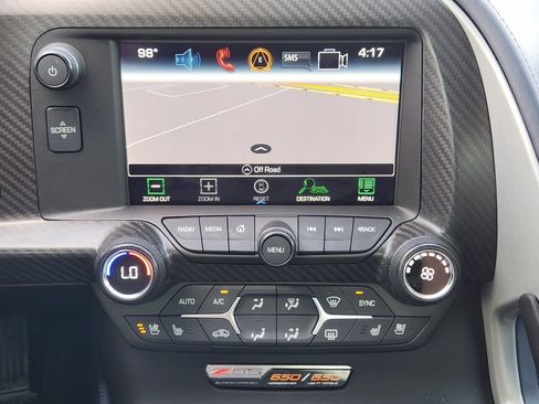 Used 2016 Chevrolet Corvette Z06 w/ 3LZ Preferred Equipment Group RWD image 26