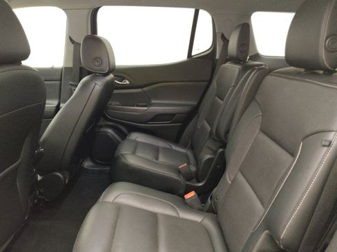 Used 2019 GMC Acadia SLT AWD/4WD image 18