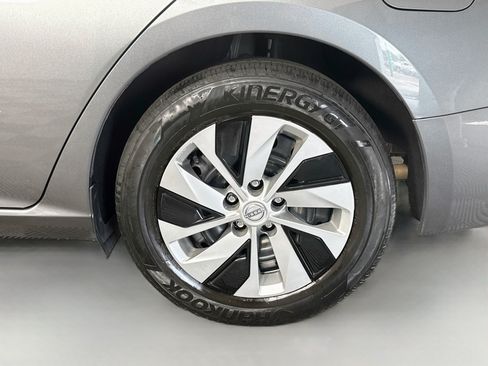 Used 2023 Nissan Altima 2.5 S FWD image 37