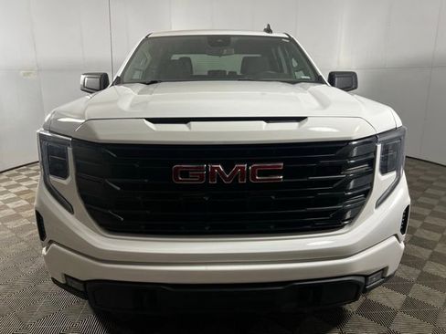 Used 2023 GMC Sierra 1500 Elevation image 4