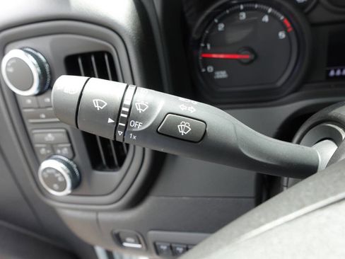 Used 2024 GMC Sierra 2500 Pro w/ Convenience Package image 49