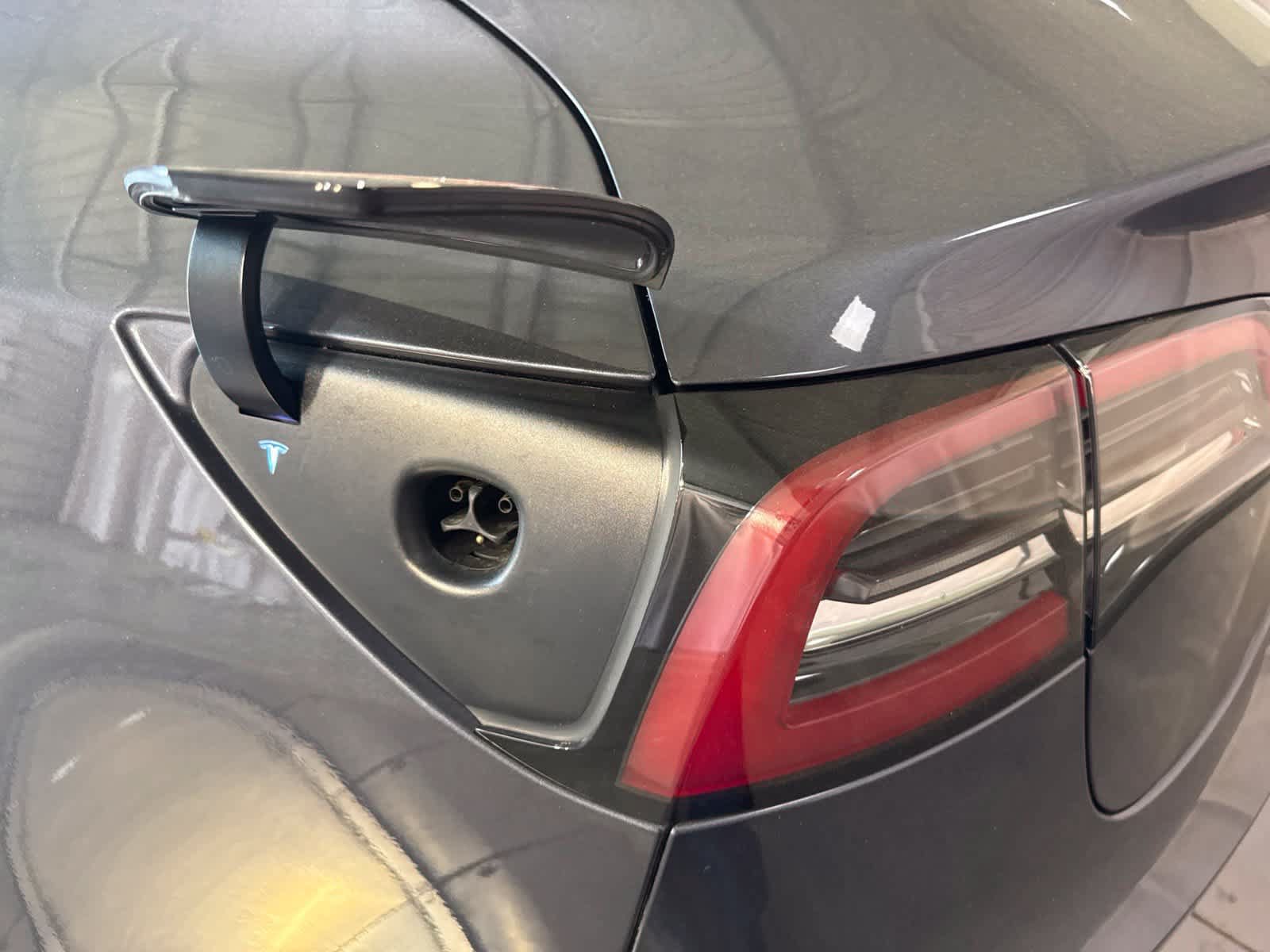 Used 2023 Tesla Model 3 Standard Range RWD image 11