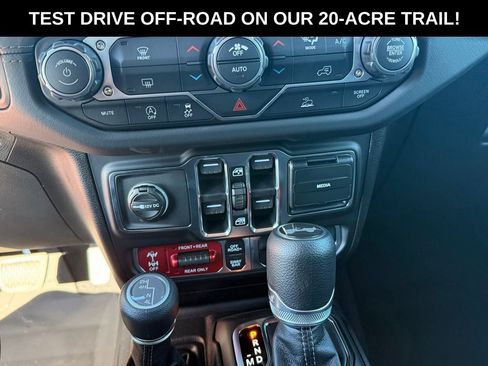 New 2026 Jeep Wrangler Unlimited Rubicon image 15