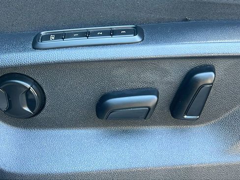 Used 2019 Volkswagen Atlas SEL Premium AWD/4WD image 16