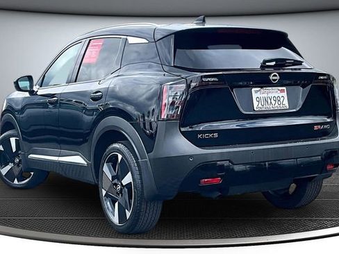 Certified 2025 Nissan Kicks SR AWD/4WD image 4