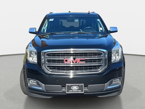 Used 2019 GMC Yukon SLT image 2