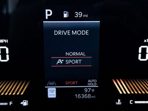 Used 2025 Kia K4 FWD image 8