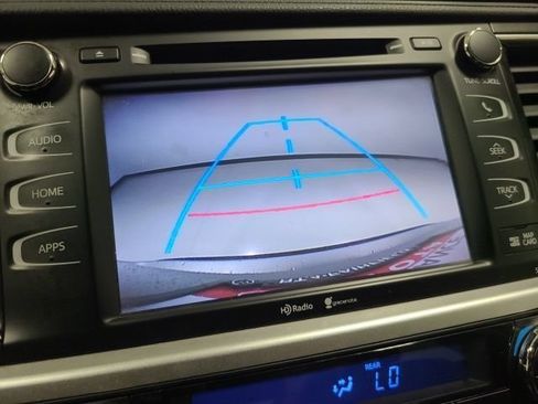Used 2014 Toyota Highlander XLE AWD/4WD image 33