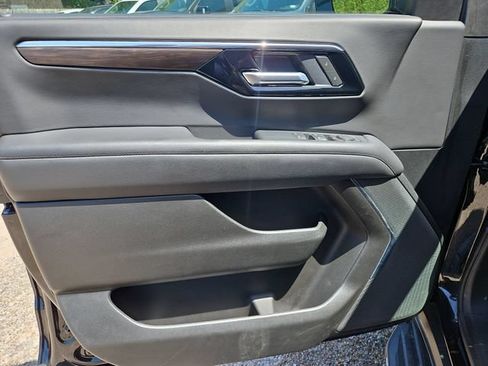 Certified 2025 Chevrolet Tahoe LS RWD image 23