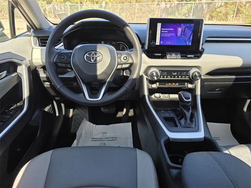 Certified 2024 Toyota RAV4 XLE Premium image 7