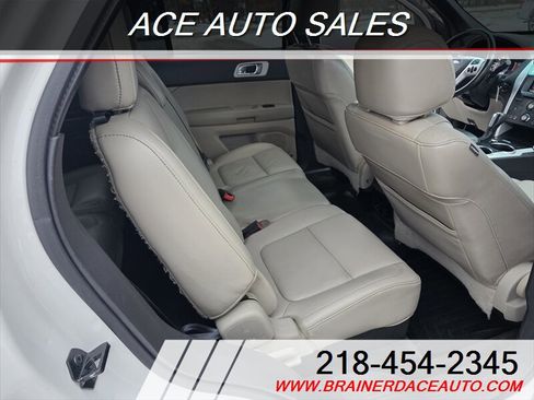 Used 2012 Ford Explorer XLT image 17