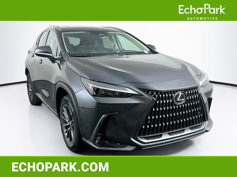 Used 2025 Lexus NX 250 FWD w/ Premium Package image 1