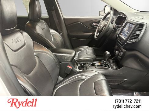 Used 2023 Jeep Cherokee Altitude Lux AWD/4WD image 16
