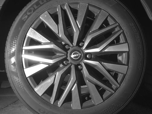 Used 2025 Nissan Altima 2.5 SV image 15