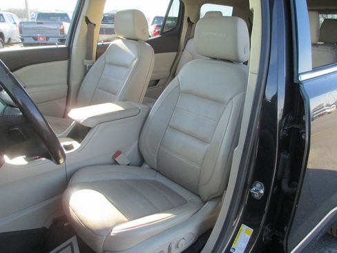 Used 2019 GMC Acadia Denali w/ Technology Package image 17