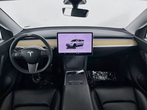 Used 2022 Tesla Model Y Long Range AWD/4WD image 11