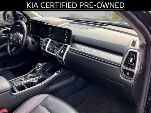 Certified 2021 Kia Sorento S FWD image 15