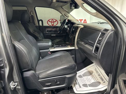 Used 2013 RAM 2500 Laramie w/ Convenience Group image 10