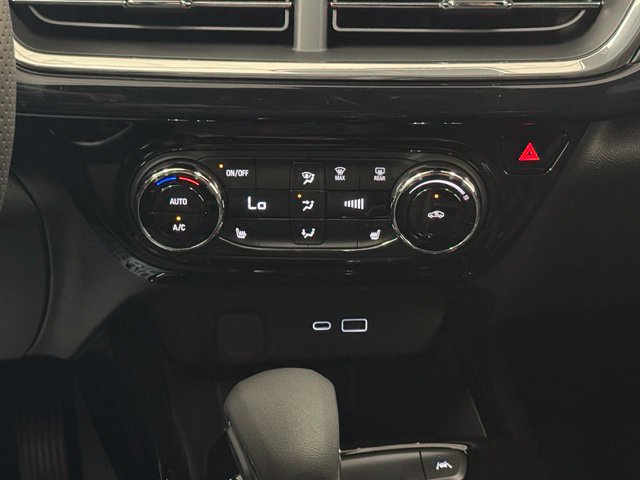 New 2026 Chevrolet Trax RS w/ Driver Confidence Package FWD image 17