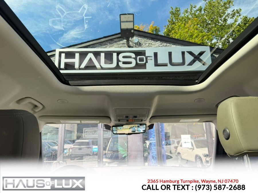 Used 2020 Land Rover Defender 110 SE AWD/4WD image 27