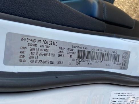 Used 2020 Dodge Durango SXT image 24