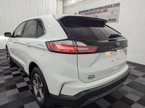 Used 2024 Ford Edge SEL w/ Convenience Package AWD/4WD image 10