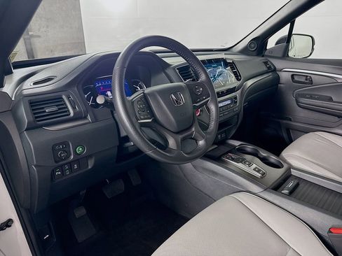 Certified 2023 Honda Passport EX-L image 9