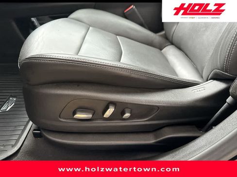 Certified 2024 Cadillac XT6 Premium Luxury w/ LPO, Floor Liner Package AWD/4WD image 12