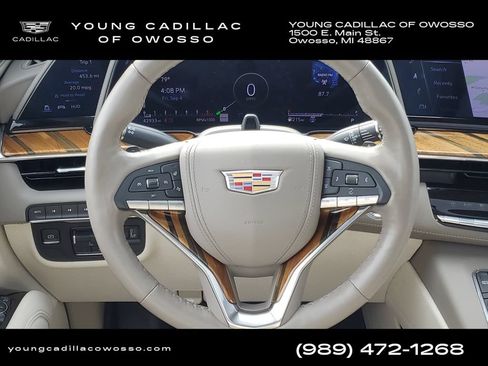 Used 2023 Cadillac Escalade Premium Luxury Platinum w/ Heavy-Duty Trailer Package AWD/4WD image 28