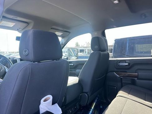 Certified 2022 GMC Sierra 2500 SLE w/ SLE Value Package; image 8