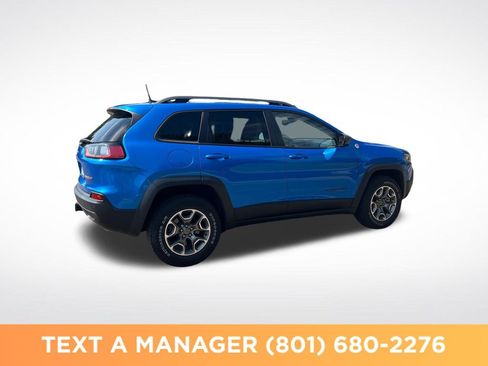 Used 2021 Jeep Cherokee Trailhawk w/ Comfort/Convenience Group AWD/4WD image 5