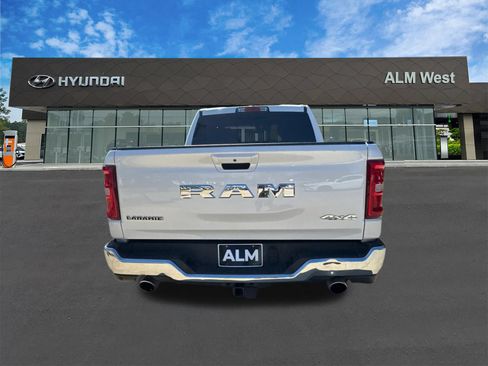 Used 2026 RAM 1500 Laramie AWD/4WD image 6