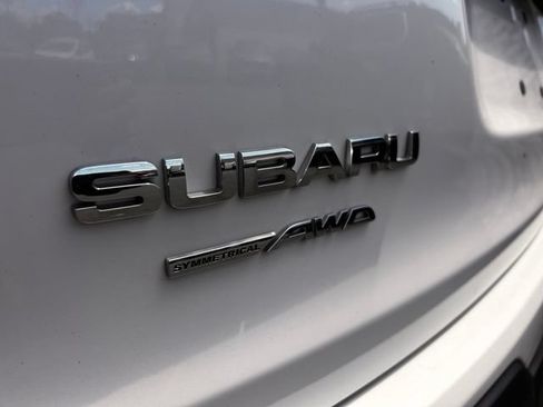 Used 2024 Subaru Ascent Limited AWD/4WD image 9