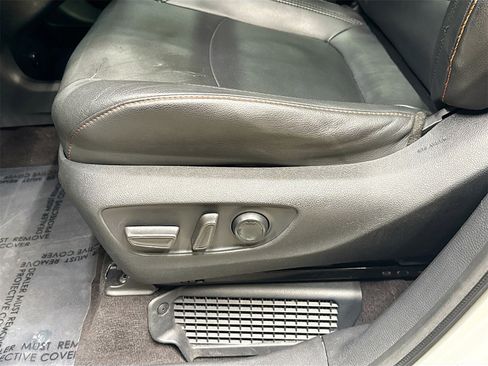 Used 2021 Toyota Sienna XSE image 19